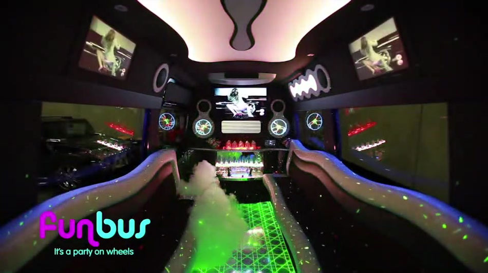 13 Seat LimoParty Bus